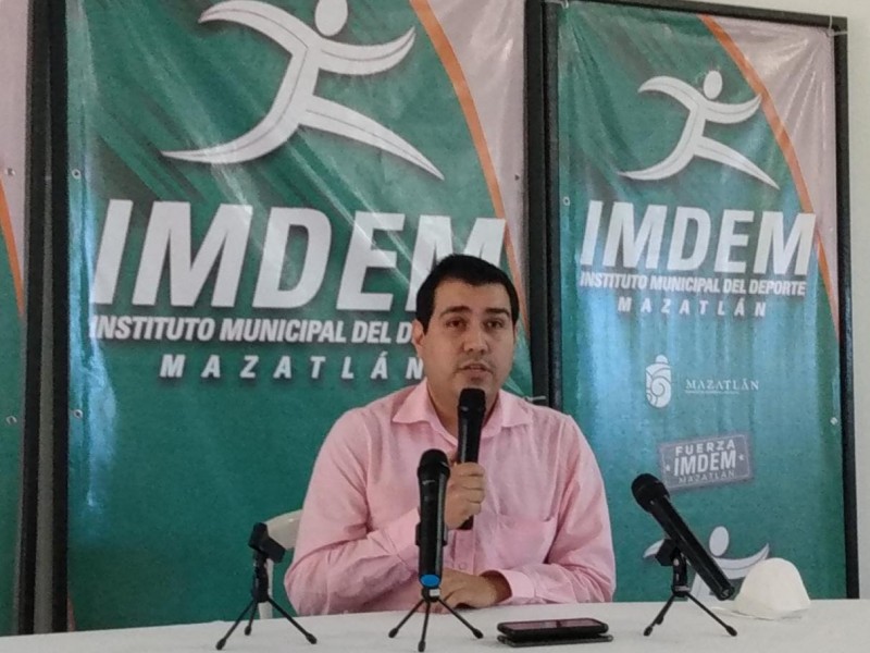 Director de IMED se defiende de acusaciones