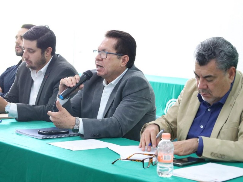 Director del Cobaez arremete contra sindicato tras paro “exprés” de planteles