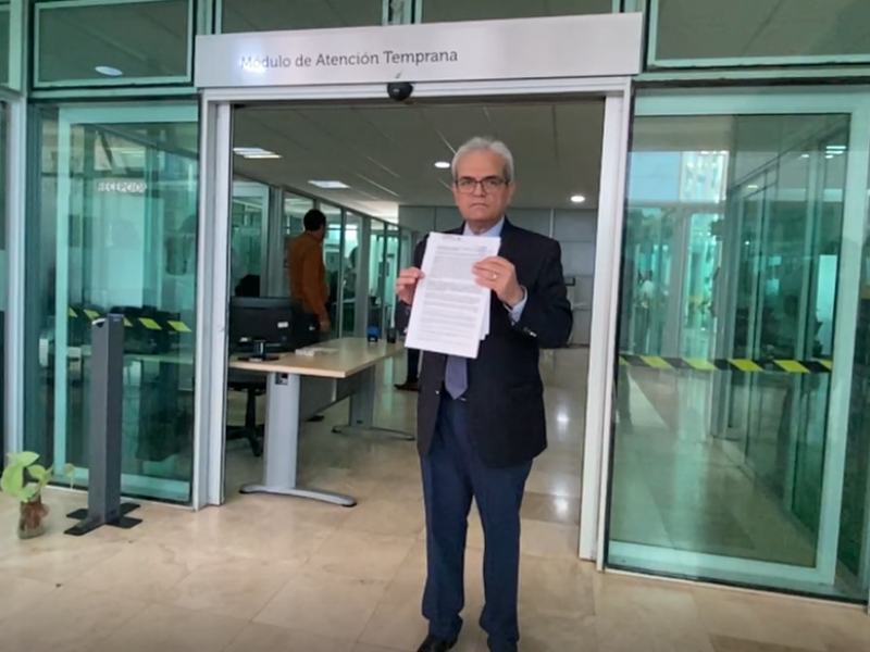 Director del Issstezac interpone denuncia contra Marco Vinicio