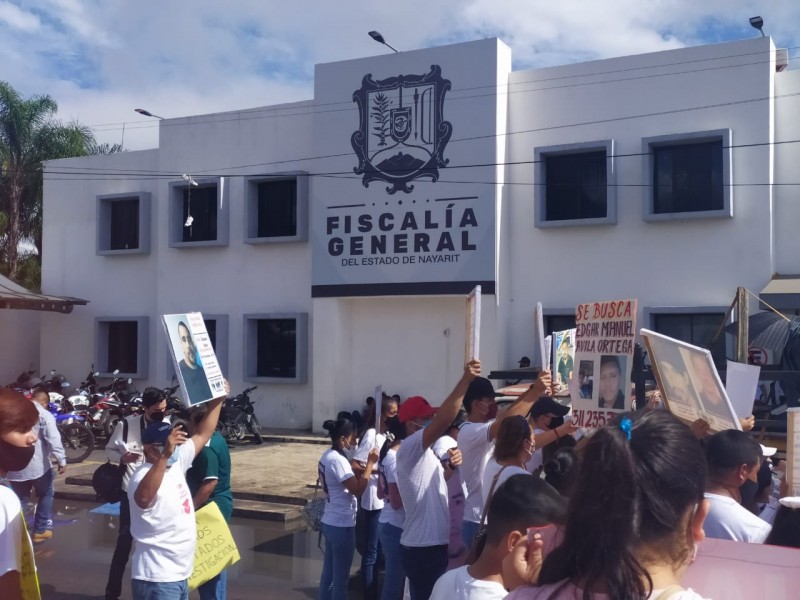 Colectivos en desacuerdo con lo informado por Fiscalía