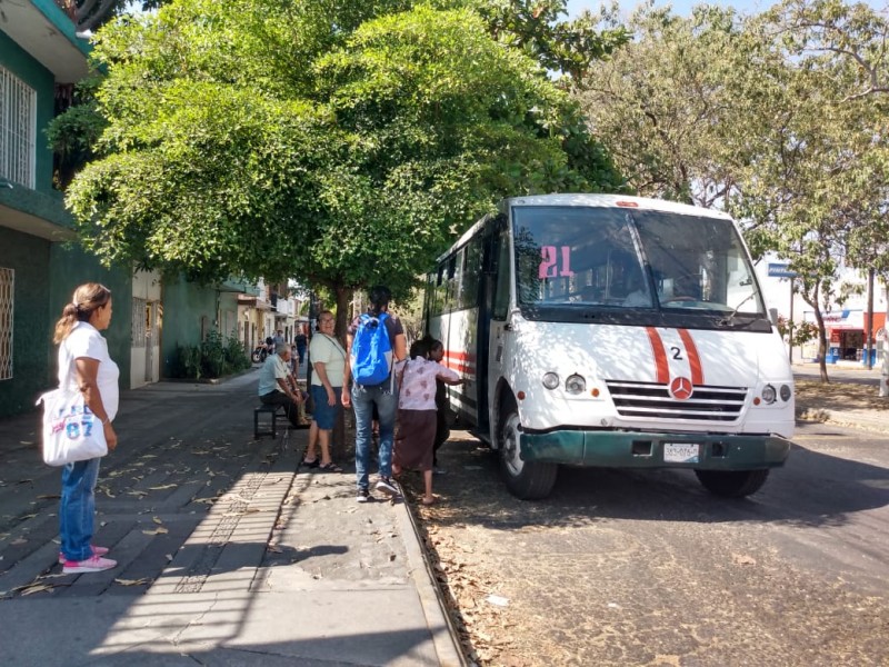 Disminuye frecuencia de rutas en Colima y Villa de Álvarez