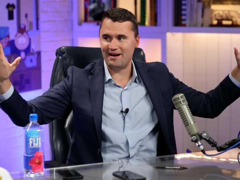 Disparan a Charlie Kirk, aliado de Trump, en universidad de Utah