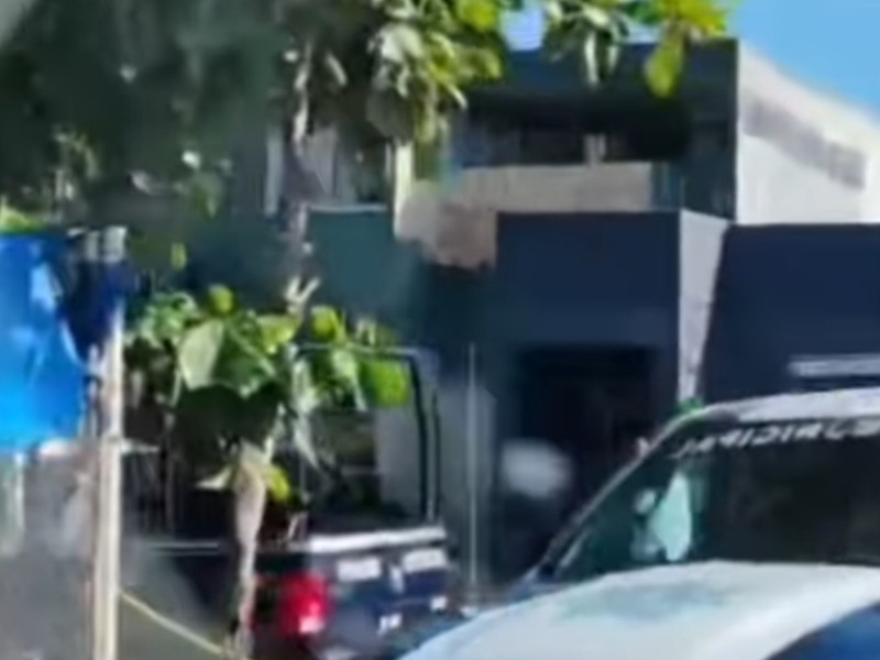 Disparan contra fachada de una vivienda en colonia Villas Colimán