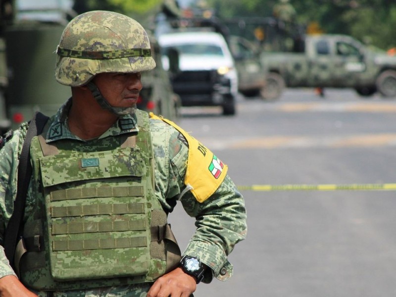 Disparan contra militares, resguardaban a pagadores del Banco del Bienestar