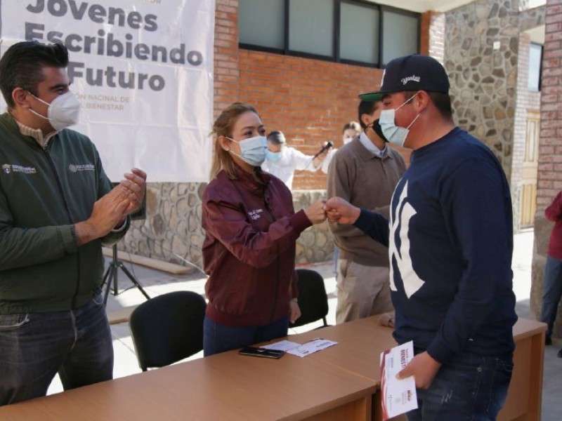 Dispersan apoyos de Universidades para el Bienestar