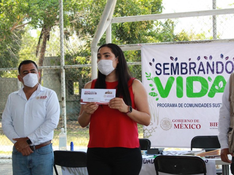 Dispersan en Colima 79 mdp en programas sociales