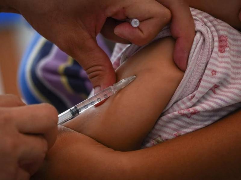 Disponibles vacunas para completar esquemas a menores de 8 años