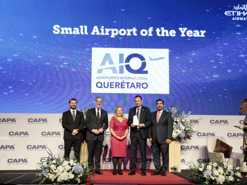 Distinguen al AIQ como Aeropuerto Regional del Año
