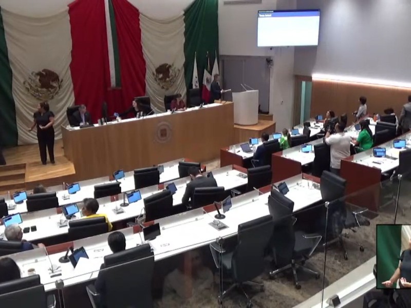 Divide opiniones aprobación de las leyes de Nepotismo