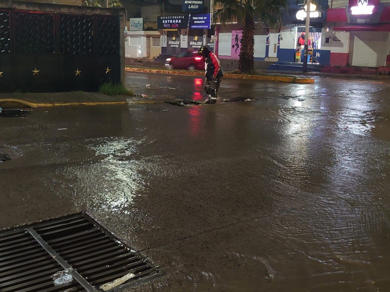 DMPC refuerza limpieza de alcantarillas y atiende emergencias por lluvias