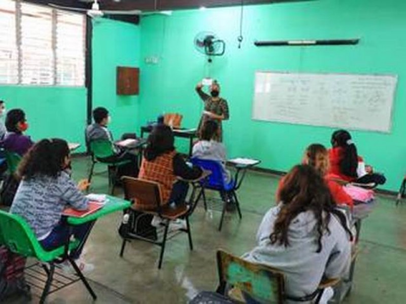 Docentes con altas expectativas en docentes en nuevo ciclo escolar