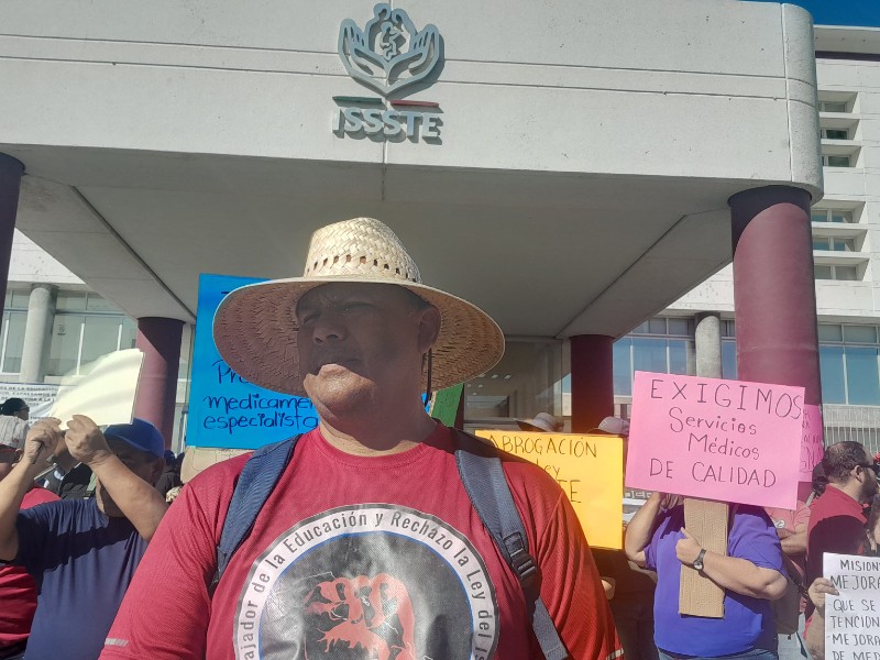 Docentes de BCS podrían sumarse al plantón nacional en CDMX
