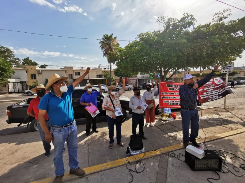 Docentes de la CNTE, dicen 