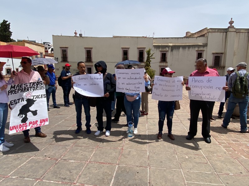 Docentes de Zacatecas protestan por estancamiento salarial