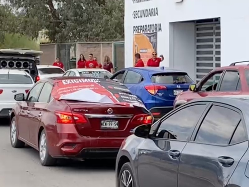 Docentes protestan en caravana contra ley del ISSSTE 2007