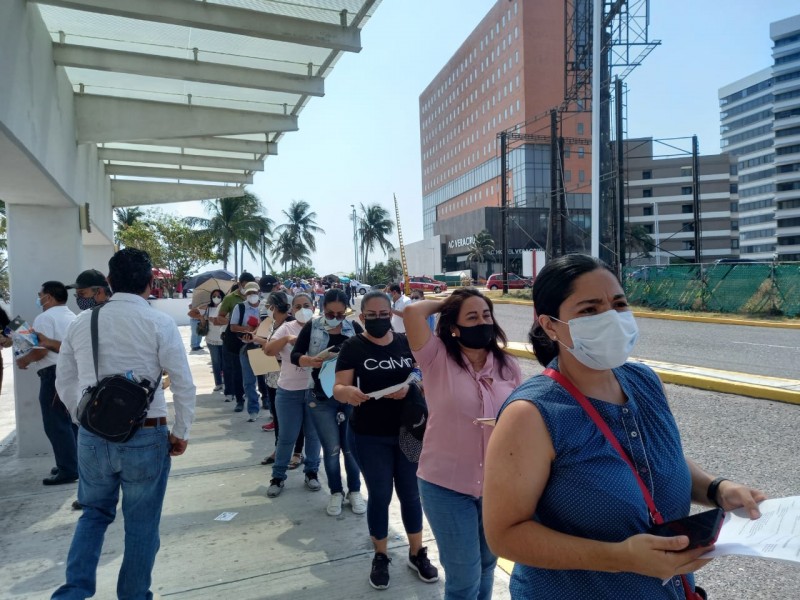 Docentes temen contagios con el regreso a clases presenciales