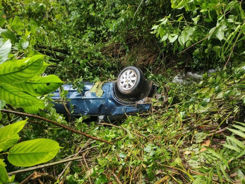 Doctor del IMSS perdió la vida tras derrumbe en Zongolica