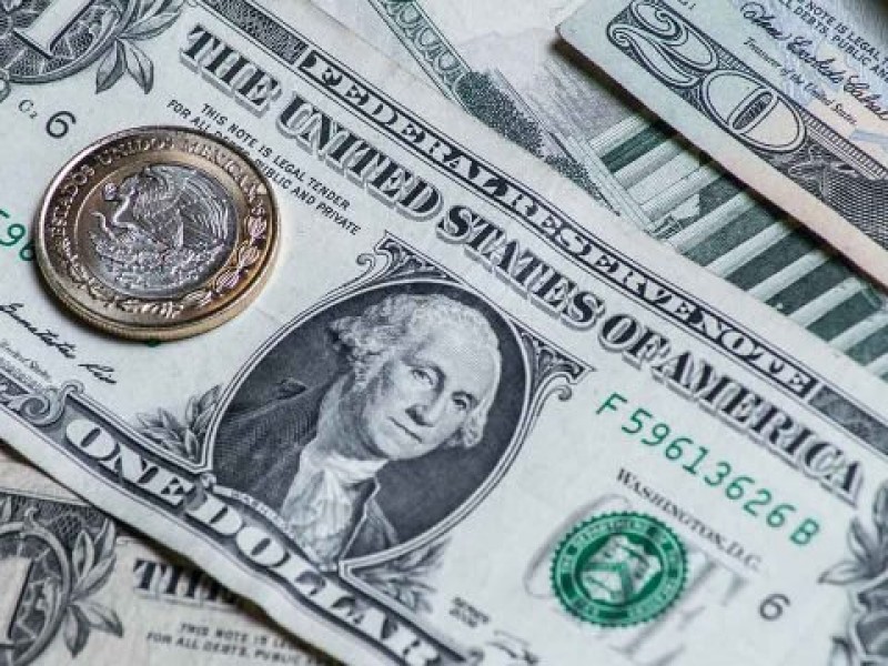 Dólar promedia en 18.60 pesos a la venta