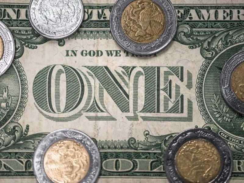Dólar se vende en $19.81 en aeropuerto capitalino