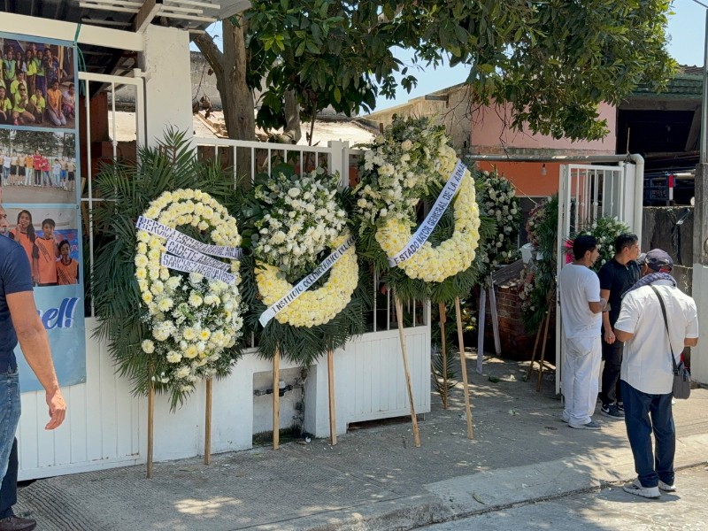 Dolor y respeto en Xalapa por la cadete fallecida América