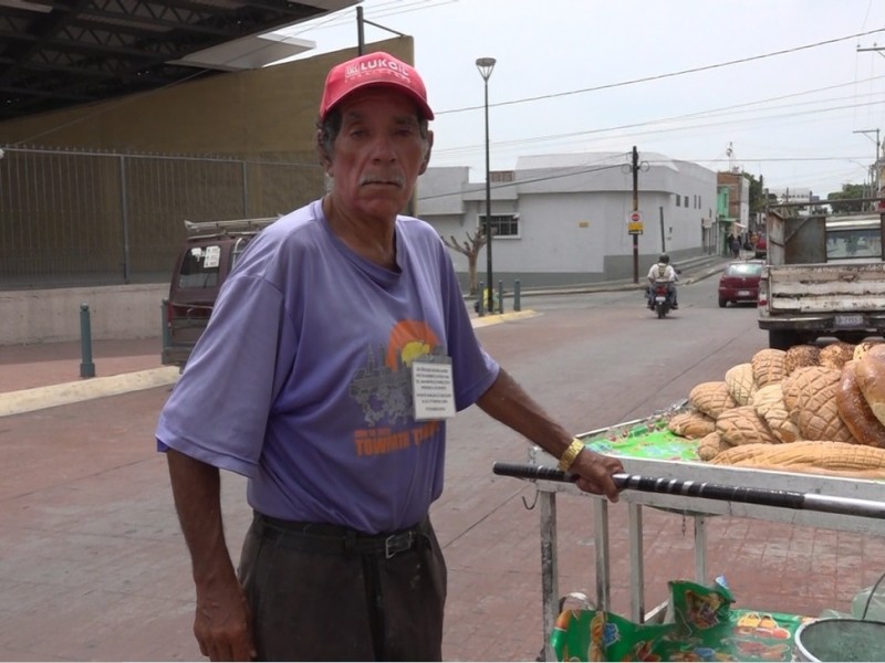 Don Gregorio pide que lo dejen trabajar