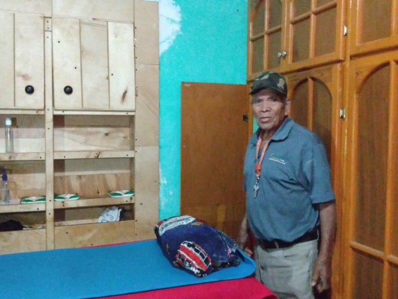 Don Ramón con 75 años de historia sobando en Guaymas