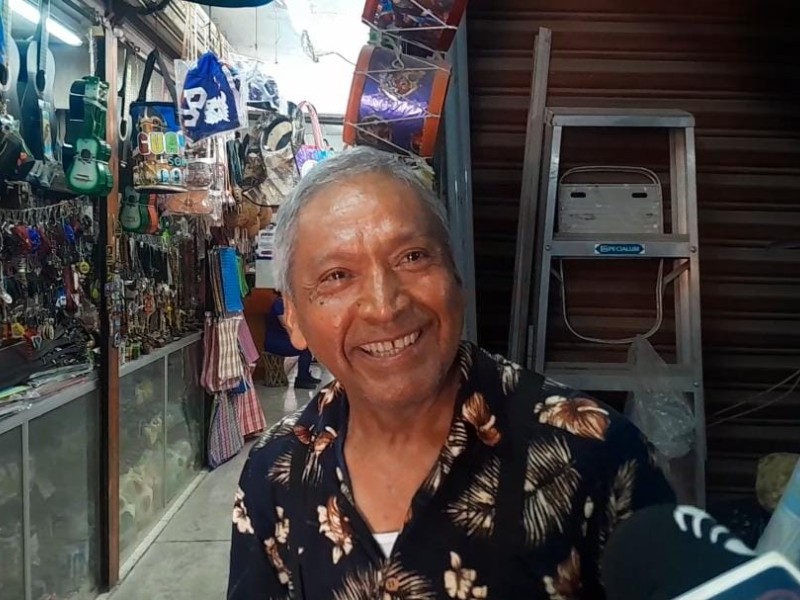 Don Rodolfo celebra con orgullo el Día del Abuelo