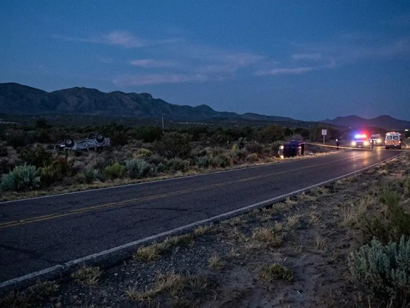 Dos adolescentes lesionadas tras volcadura en Cuencamé.