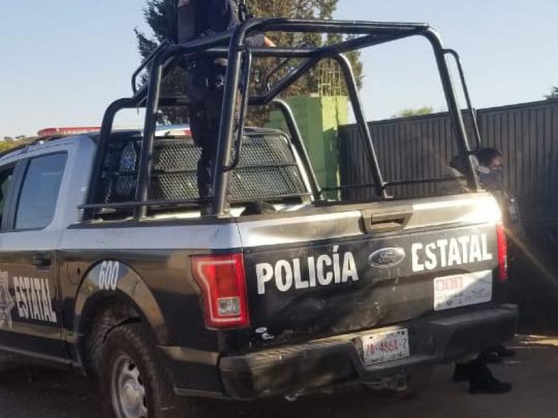 Dos hombres fueron detenidos por posesión de arma de fuego