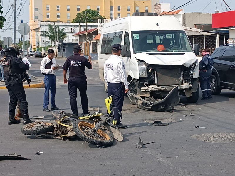Dos lesionado tras accidente en Avenida Cuauhtémoc