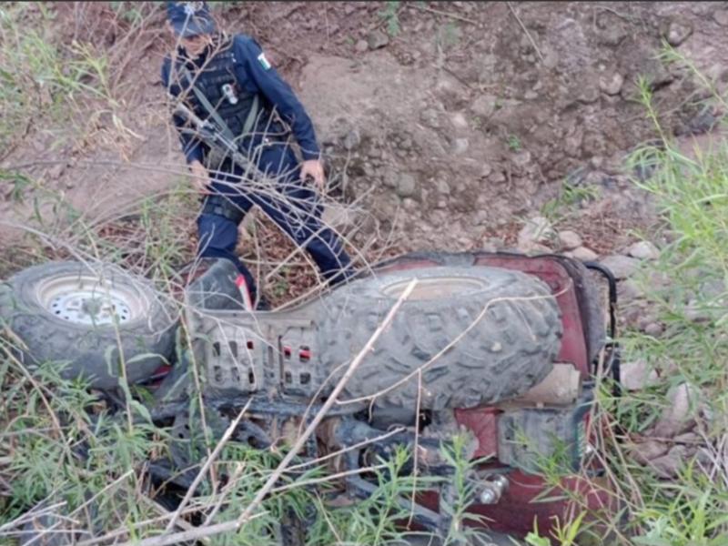 Dos menores resultan lesionadas en choque de cuatrimoto con barda