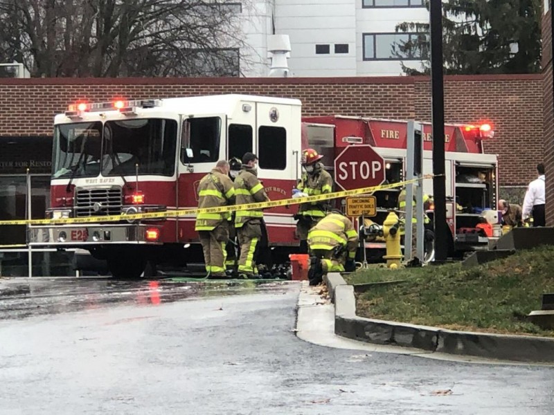 Dos muertos por explosión de hospital para veteranos en Connecticut