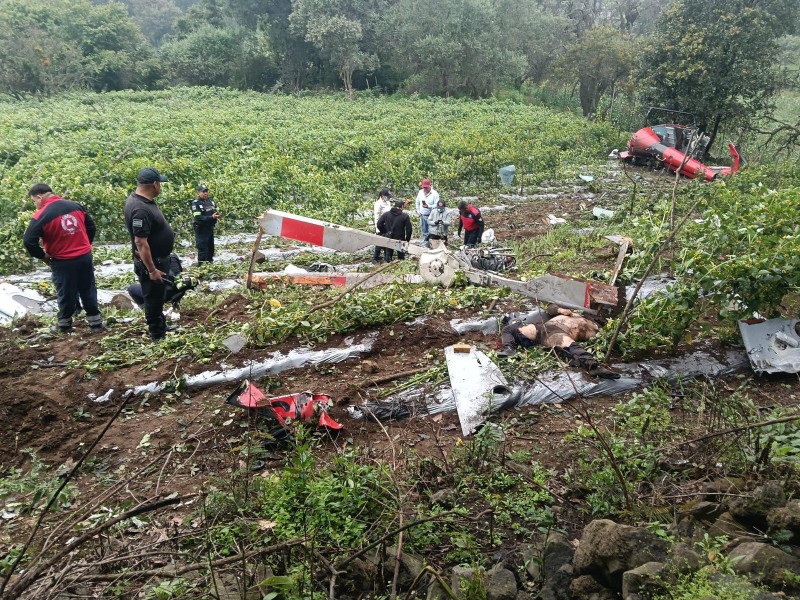 Dos muertos tras desplome de helicoptero en Edomex