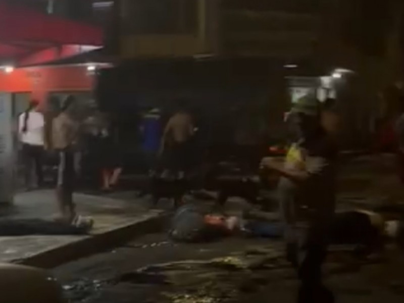 Tres muertos y una mujer lesionada tras balaceras en Colima