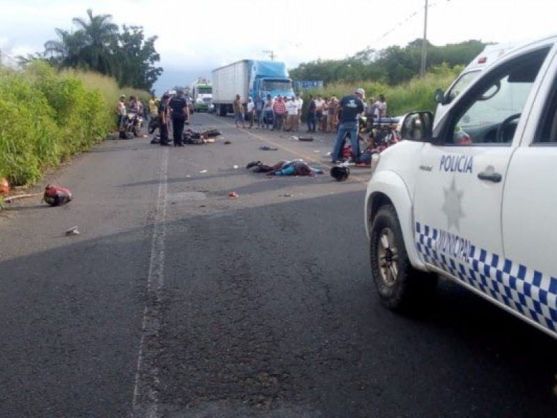 Dos muertos y una menor herida en la Córdoba-Veracruz