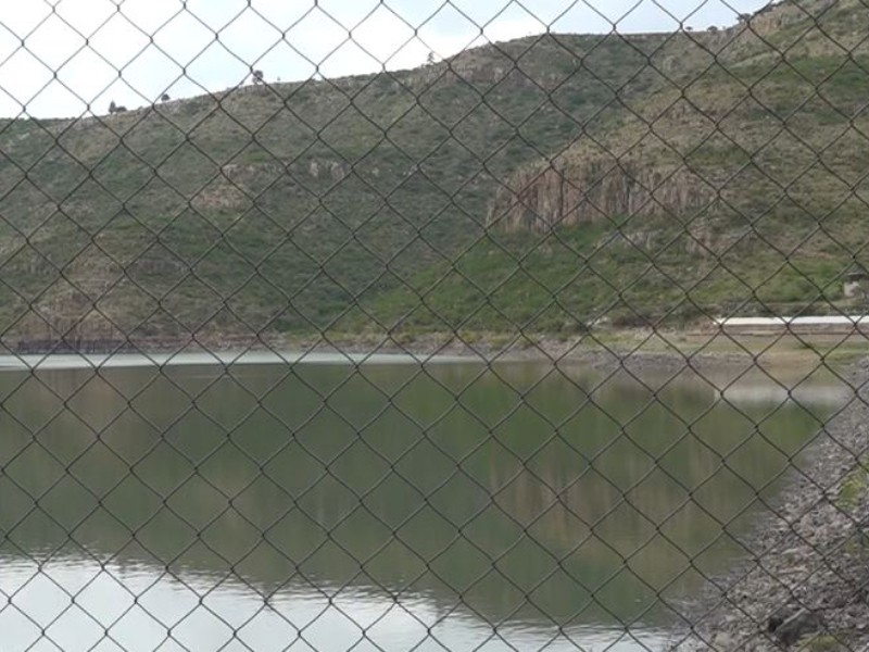 Dos presas de Durango rebasan su capacidad tras intensas lluvias
