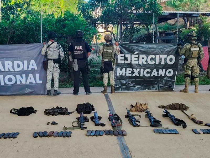 Dos presuntos sicarios muertos y uno detenido tras enfrentamientos en Totolapan Dos presuntos sicarios muertos y uno detenido tras enfrentamientos en Totolapan