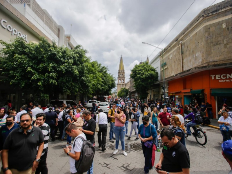 Dos templos con daños tras sismo