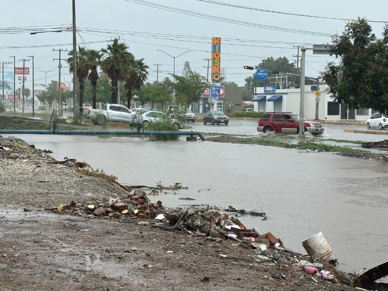 Dren Juárez colapsa por lluvias; Ejidos y colonias en riesgo
