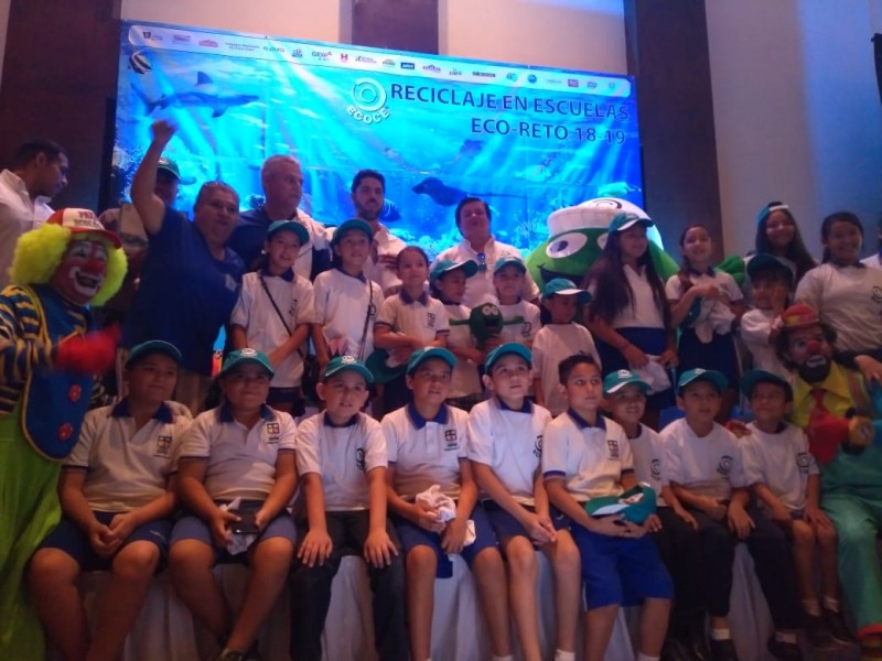 ECOCE premia reciclaje en escuelas del municipio