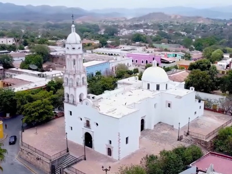 Economía de Cosalá mejora con el regreso del turismo regional