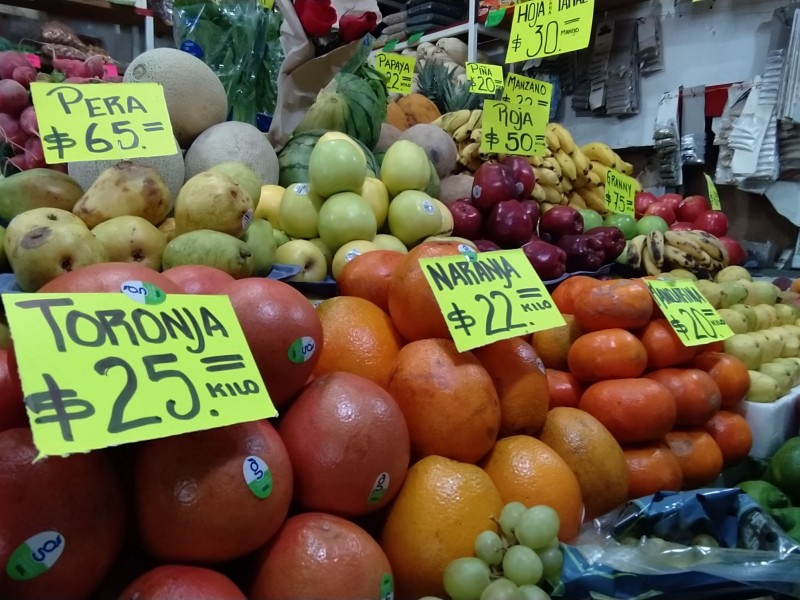 Economista recomienda pequeñas acciones para amortiguar efectos de la inflación