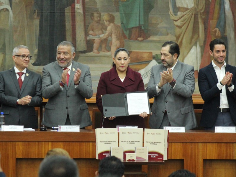 Edomex presenta paquete fiscal 2026 con enfoque social