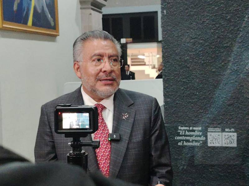 Edomex privilegia el diálogo ante protestas de trabajadores del IMSS en Toluca