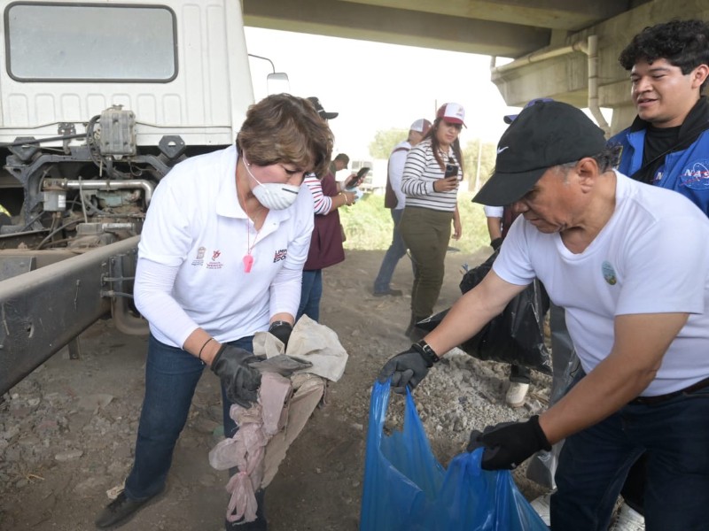 EDOMEX Rompe Récord Guinness, mayor número de personas recolectando basura