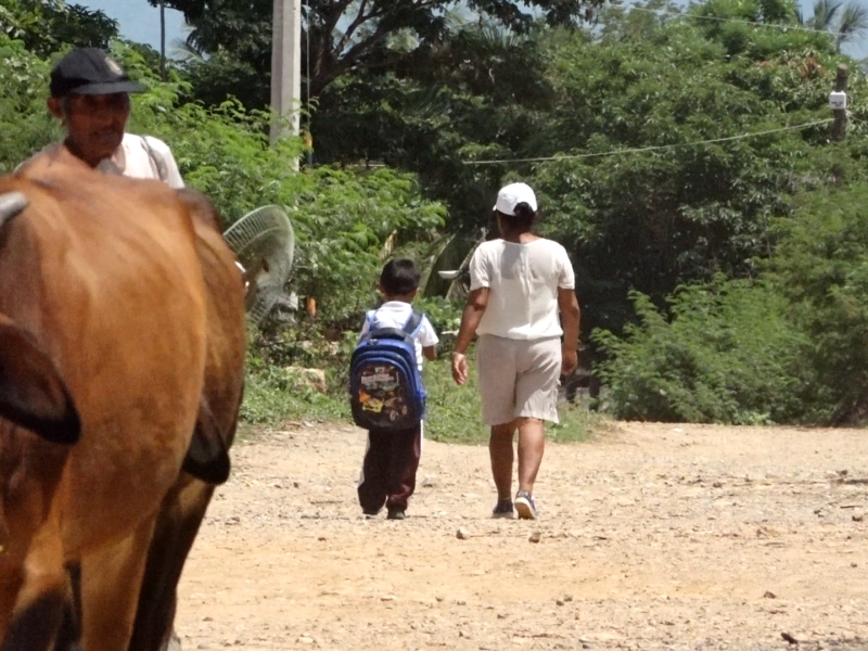 Educación indígena regresa a clases presenciales en Tehuantepec