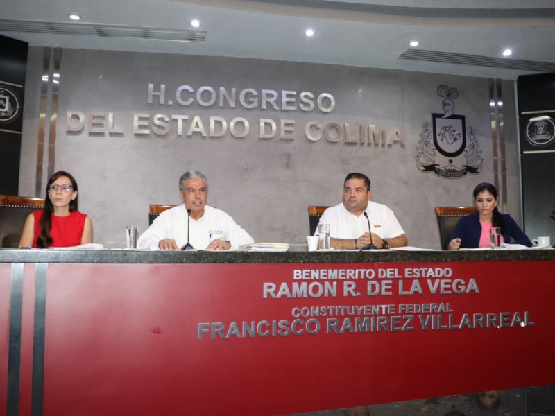 Educación registra rezago en plazas federales