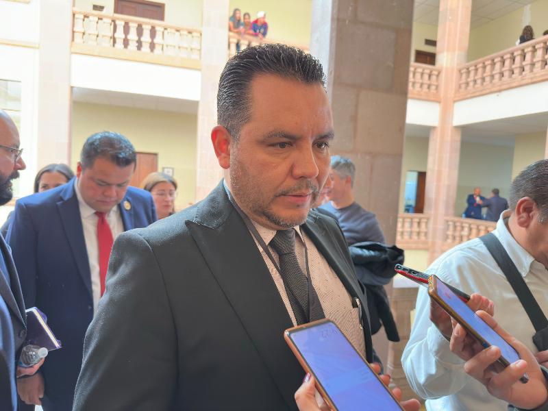 Educación reporta cinco de seis acuerdos con la Sección 58; falta bono