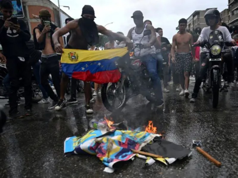 EE.UU. pide a sus ciudadanos no viajar o permanecer en Venezuela