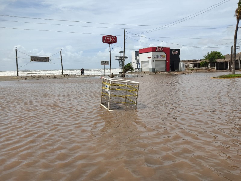 Efectos de “Kay” destruyen infraestructura turística de playa “Las Glorias”